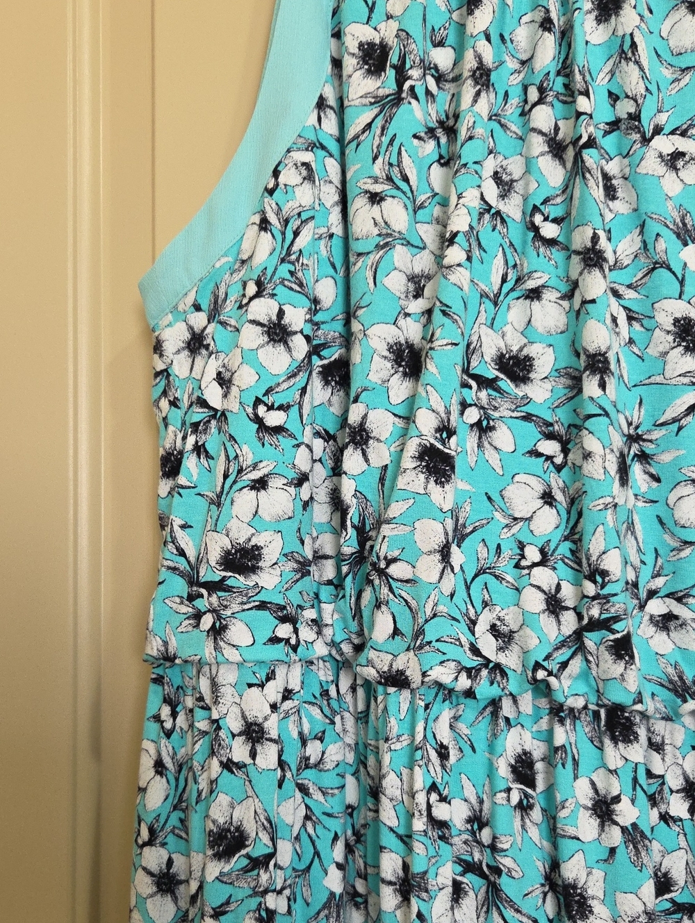 Skies Are Blue Floral Halter Casual Dress in Aqua - Picture 6 of 9